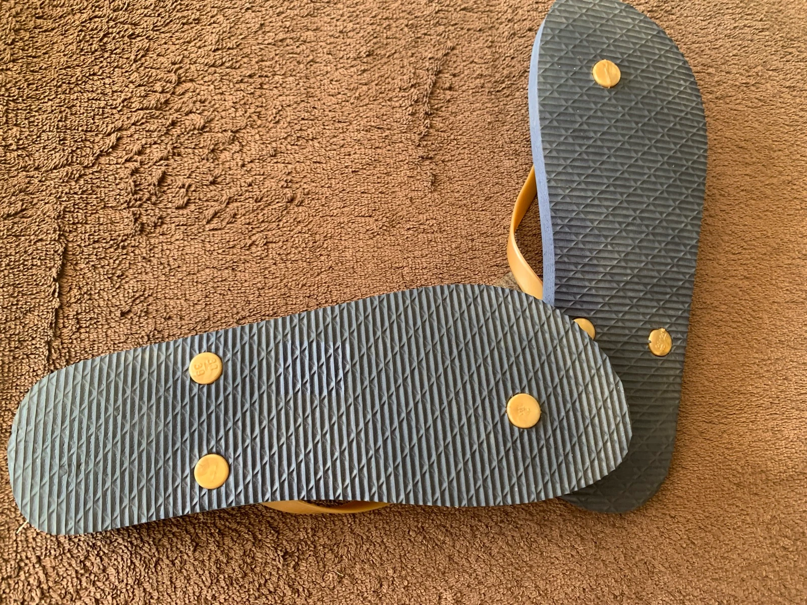 Pair of size 38 new flip-flops – photo 3